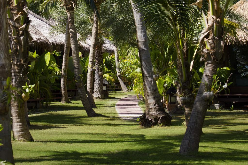 Mali Resort Pattaya Beach Koh Lipe Bagian luar foto